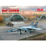 72174 МиГ-25РБФ, Советский самолет-разведчик